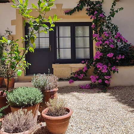 Les Songes D'Augustine Appartement Aigues-Vives  Buitenkant foto