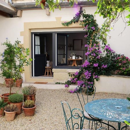 Les Songes D'Augustine Appartement Aigues-Vives  Buitenkant foto